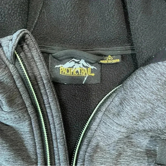 Pacific trail kids zip nad hood size 8 gray black - Picture 3 of 5